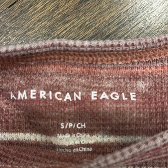 Teens Distressed Striped Ribbed Crop Top by American Eagle (size small) - Picture 6 of 7